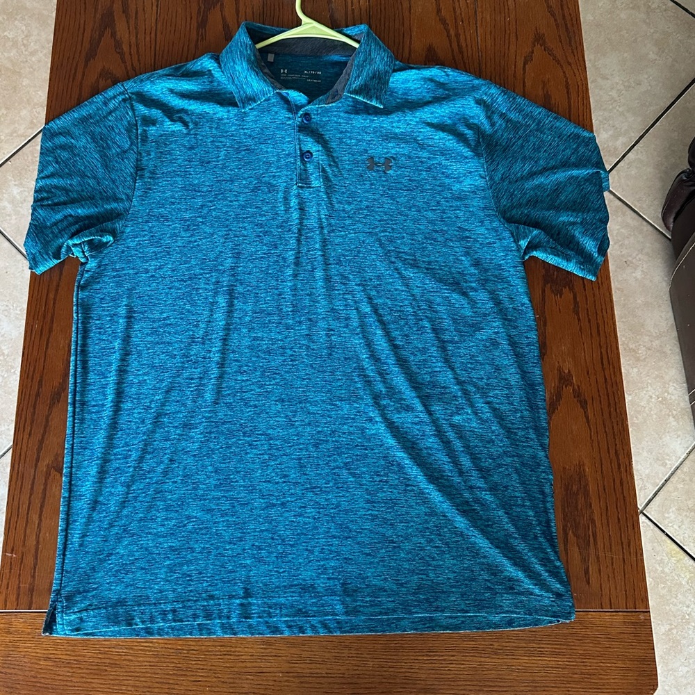 Under armour shirt - Picture 2 of 9